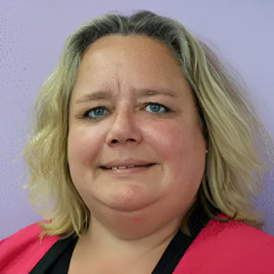 Lucy Castledine